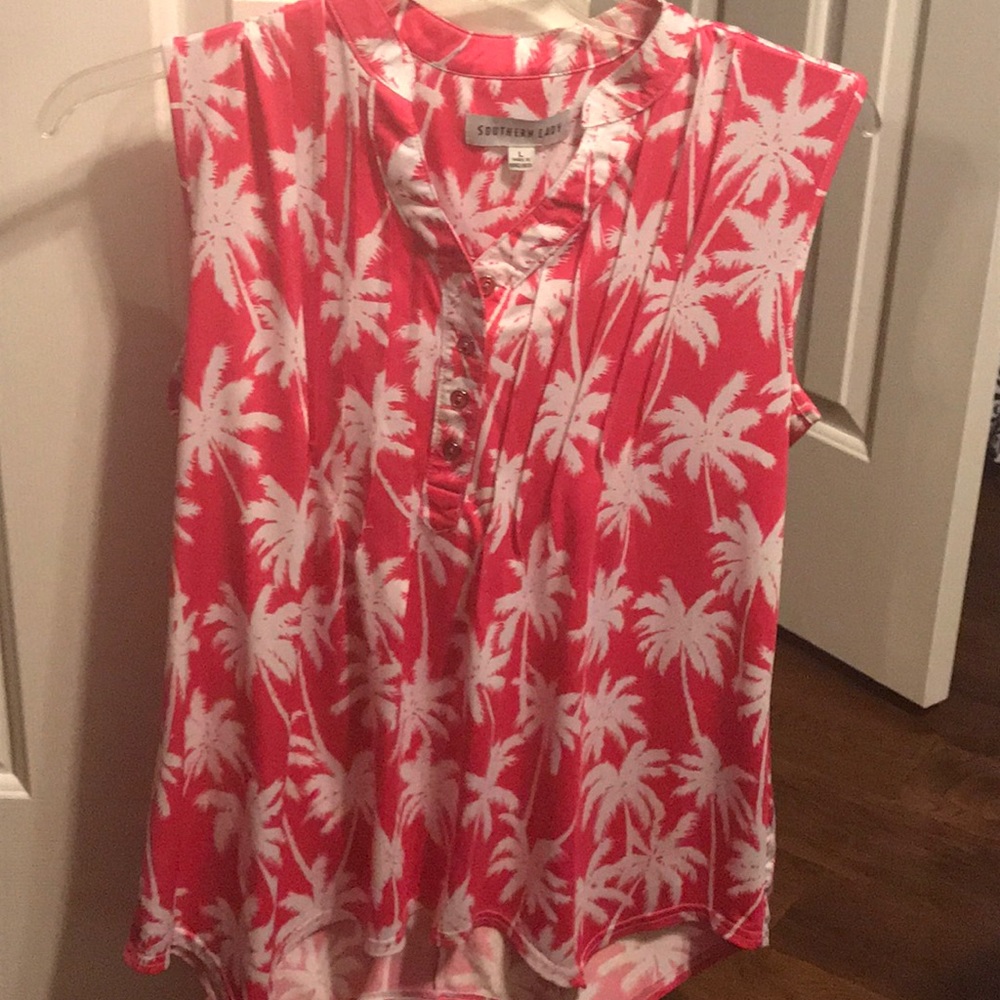BRAND NEW TANK TOP
